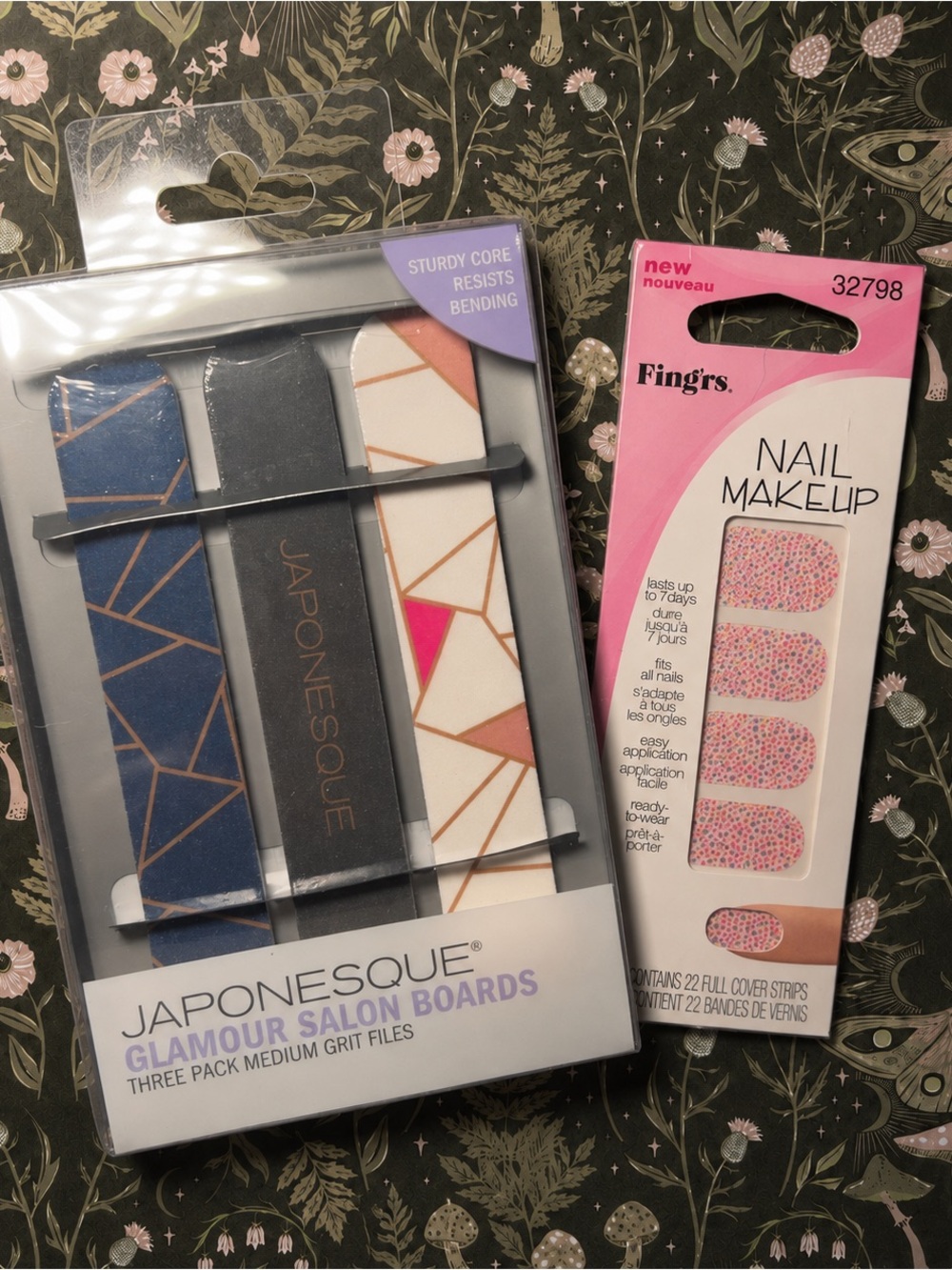 JAPONESQUE and Fingrs Manicure Bundle